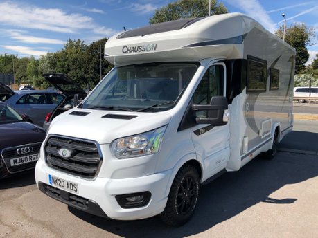Chausson Titanium 720 Titanium 720 Automatic 6 Berth 3500Kg only 5000 miles 7