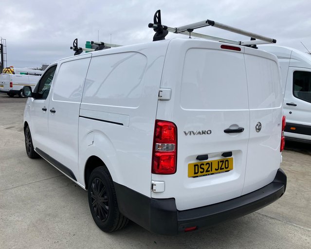 Vauxhall Vivaro VIVARO L2 DIESEL 2900 1.5d 100PS Dynamic H1 Van