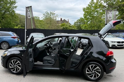 Volkswagen Golf MATCH EDITION TSI EVO - CAMERA - APPLE CAR PLAY -HEATED WINDSCREEN  20