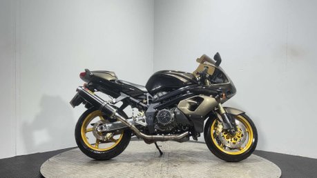 Aprilia SL1000 Falco 2004 ONLY 22K RUNS AND RIDES GREAT NEW MOT 1000CC V TWIN TOURER BIKE 1