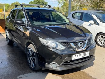 Nissan Qashqai 1.6 dCi Tekna SUV 5dr Diesel Manual 4WD Euro 5 (s/s) (130 ps)