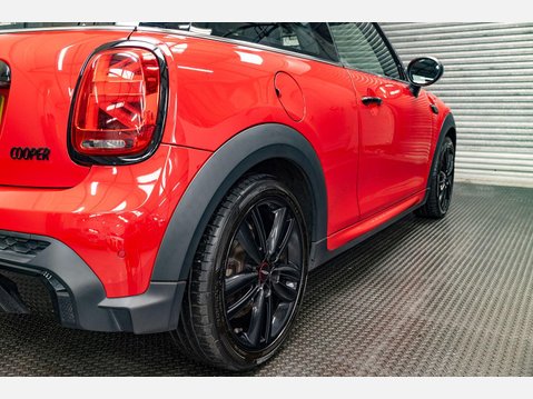 Mini Hatch 1.5 Cooper Sport Steptronic Euro 6 (s/s) 3dr 72