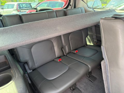 Nissan Pathfinder 2.5 dCi Tekna 4WD Euro 5 5dr 39