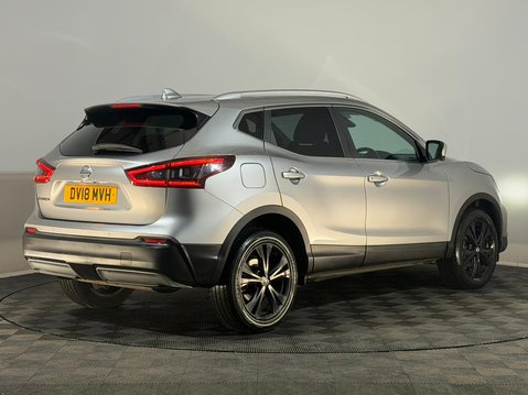 Nissan Qashqai N-CONNECTA DIG-T 6