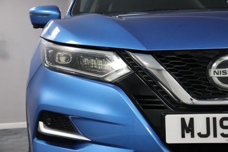 Nissan Qashqai DIG-T TEKNA 25