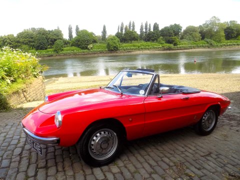 Alfa Romeo Spider 1600 Duetto 65