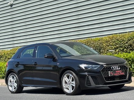 Audi A1 SPORTBACK TFSI S LINE