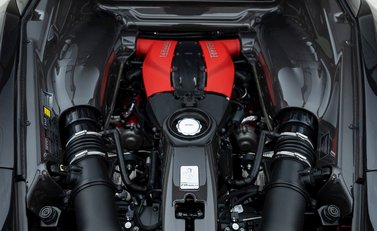 Ferrari F8 Tributo 24