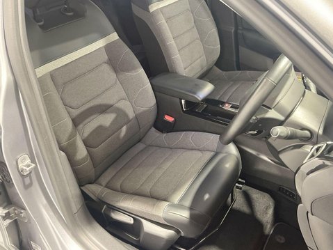 Citroen E-C4 50kWh Shine Hatchback 5dr Electric Auto (136 ps) 33