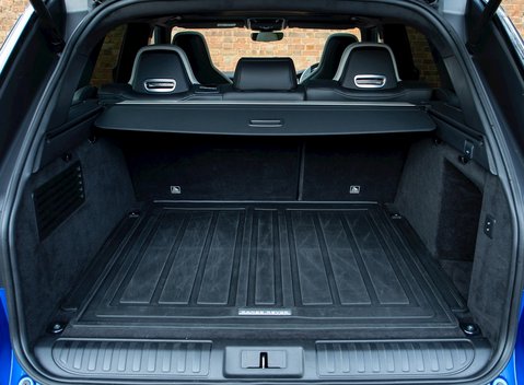 Land Rover Range Rover Sport 5.0 SVR 34