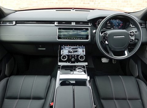 Land Rover Range Rover Velar R-Dynamic D300 HSE 16