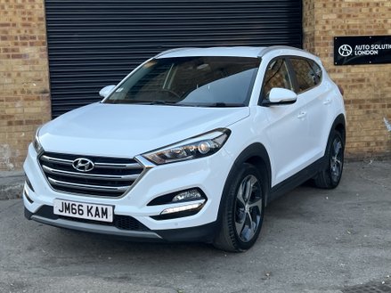 Hyundai TUCSON 1.7 CRDi Blue Drive Premium SUV 5dr Diesel DCT Euro 6