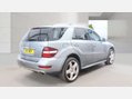Mercedes-Benz M Class 3.0 ML300 CDI V6 BlueEfficiency Sport SUV 5dr Diesel G-Tronic 4WD Euro 5 (2 4