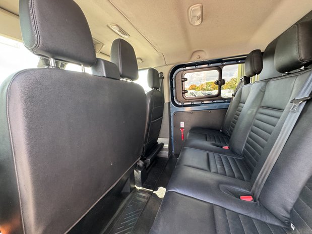Ford Transit Custom Crew Cab LWB L2H1 (SOLD KH) Low Roof Trail 320 Air Con Alloys Sensors Tow B 13