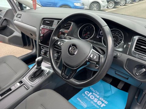Volkswagen Golf SE NAVIGATION TSI BLUEMOTION TECHNOLOGY DSG 36