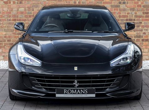 Ferrari GTC4 Lusso T 4