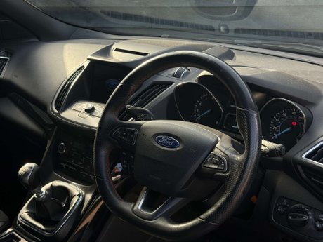Ford Kuga 1.5 Kuga ST-Line 5dr 38