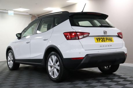SEAT Arona TSI SE TECHNOLOGY 22