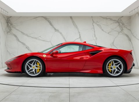 Ferrari F8 Tributo 5