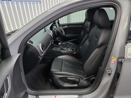 Audi RS3 2.5 TFSI GPF Saloon 4dr Petrol S Tronic quattro Euro 6 (s/s) (400 ps) 23