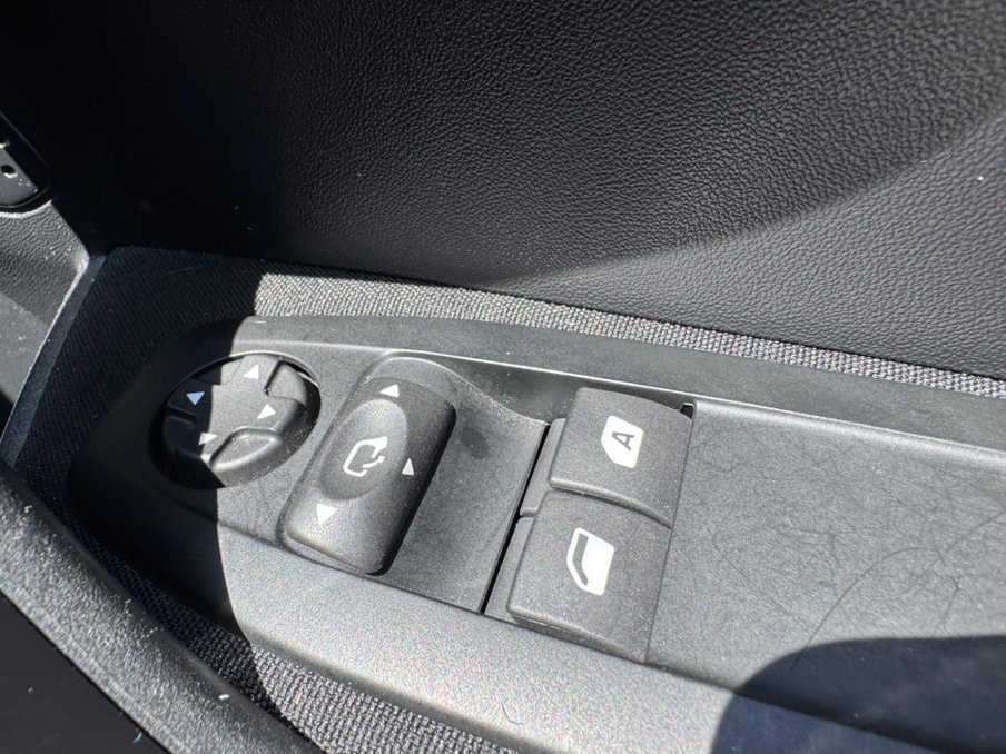2018 Peugeot 208 — image 23