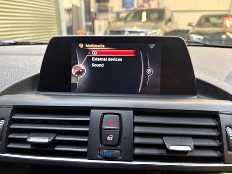 BMW 1 Series 3.0 M140i Auto Euro 6 (s/s) 5dr 26