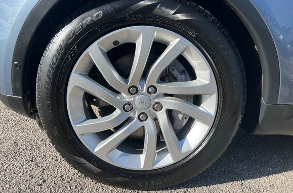 Land Rover Discovery 3.0 SD6 HSE LUXURY AUTO PAN ROOFS 8