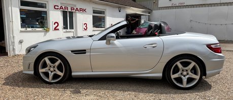 Mercedes-Benz SLK SLK250 BLUEEFFICIENCY AMG SPORT ED125..11 SERVICES..LAST OWNER 9 YEARS.. 1