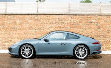 Porsche 911 (991.2) Carrera 2