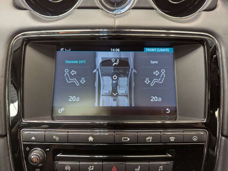Jaguar XJ 3.0 XJ Portfolio V6 D Auto 4dr 60