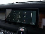 Land Rover Defender 3.0 Defender XS Edition D MHEV A 4WD 5dr 31