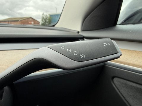 Tesla Model 3 (Dual Motor) Performance Saloon 4dr Electric Auto 4WDE (Performance Upgrade 36