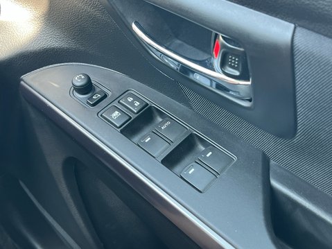 Suzuki S-Cross MOTION BOOSTERJET MHEV 37