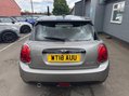 Mini Hatch 1.5 Cooper Euro 6 (s/s) 3dr 4