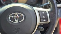 Toyota Yaris 1.33 Dual VVT-i Icon Plus Hatchback 5dr Petrol Multidrive S Euro 5 (99 ps) 32