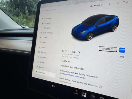 Tesla Model Y ModeL Y Long Range AWD 4WD 5dr 28