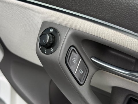 Volkswagen Polo 1.2 TSI BlueMotion Tech SE Design Euro 6 (s/s) 5dr 81