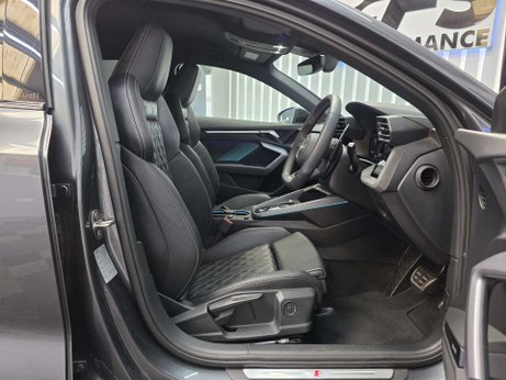Audi S3 2.0 TFSI Black Edition Sportback 5dr Petrol S Tronic quattro Euro 6 (s/s) ( 31