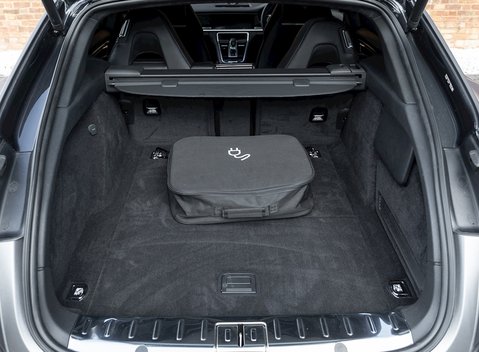 Porsche Panamera Turbo S E-Hybrid Sport Turismo 33