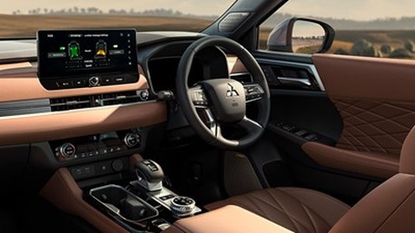 Mitsubishi Outlander 2