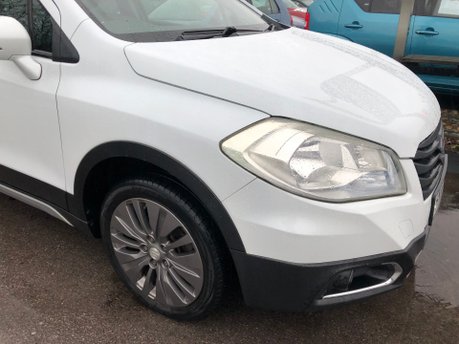 Suzuki SX4 S-Cross SZ4 1.6 petrol manual £165 tax, ULEZ compliant, service history 17