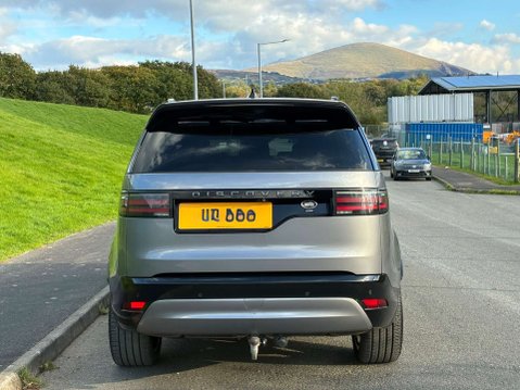 Land Rover Discovery 3.0 Discovery R-Dynamic HSE D MHEV Auto 4WD 5dr 8