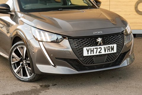 Peugeot 208 PURETECH GT S/S 11