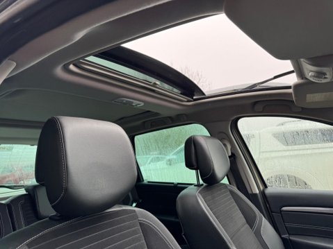 Renault Scenic Xmod 1.6 dCi Dynamique TomTom Euro 5 (s/s) 5dr 3