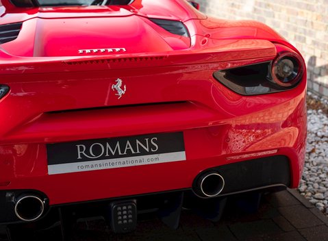 Ferrari 488 Spider 24