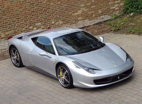 Ferrari 458 Italia 12