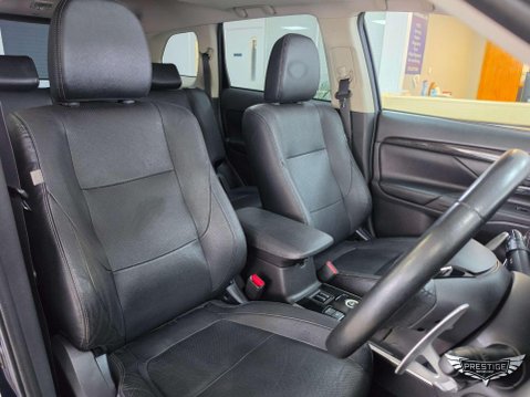 Mitsubishi Outlander 2.2 DI-D 4 Auto 4WD Euro 6 5dr 83