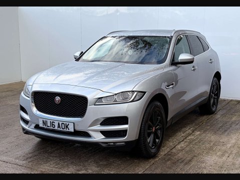 Jaguar F-Pace 2.0 F-PACE Prestige AWD D Auto 4WD 5dr 12