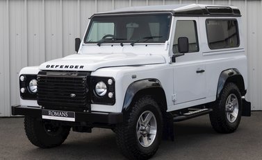 Land Rover Defender 90 Landmark 6