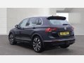 Volkswagen Tiguan 2.0 TDI BlueMotion Tech R-Line DSG 4Motion Euro 6 (s/s) 5dr 6